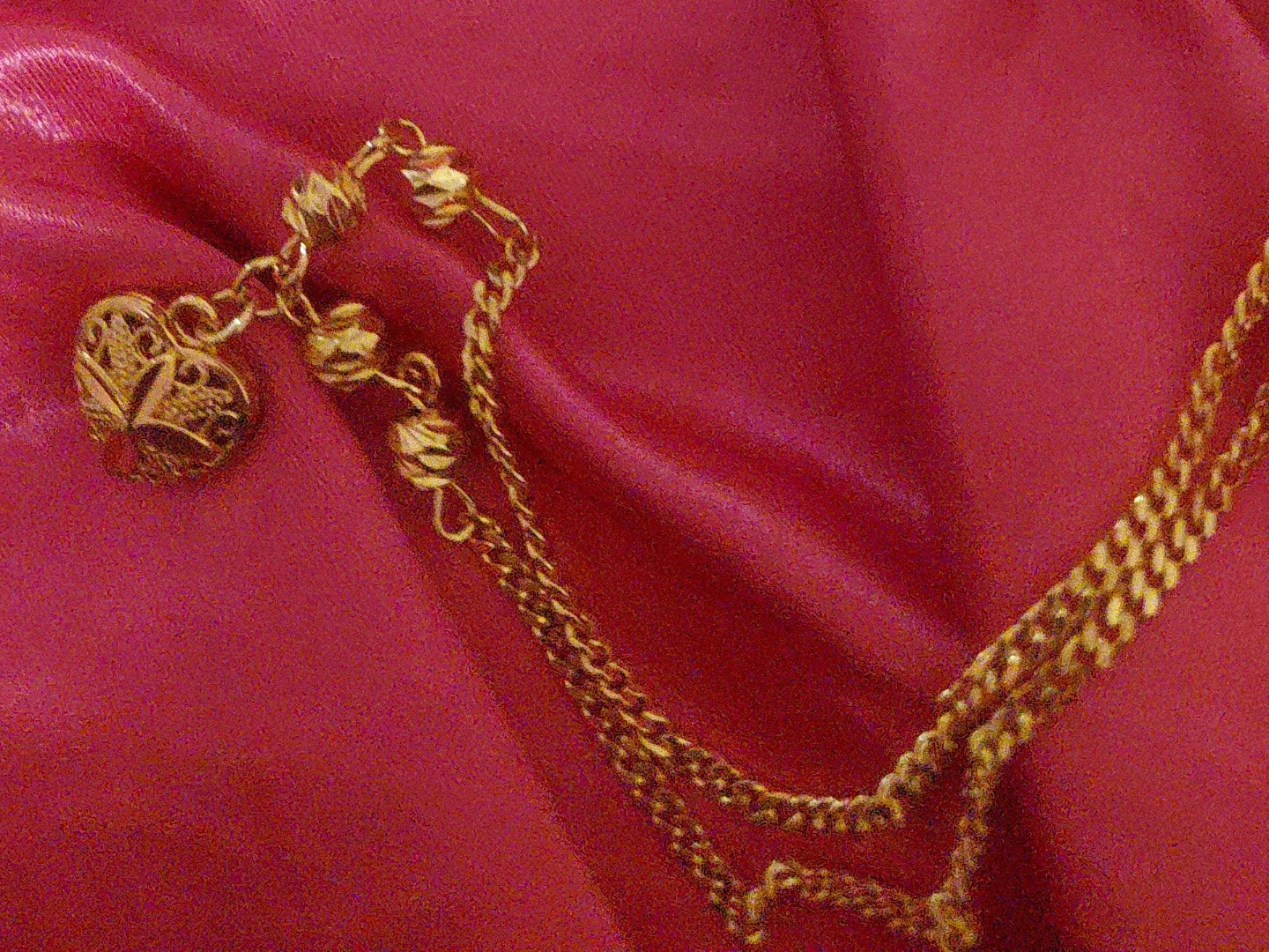Gold Heart Charm Bracelet