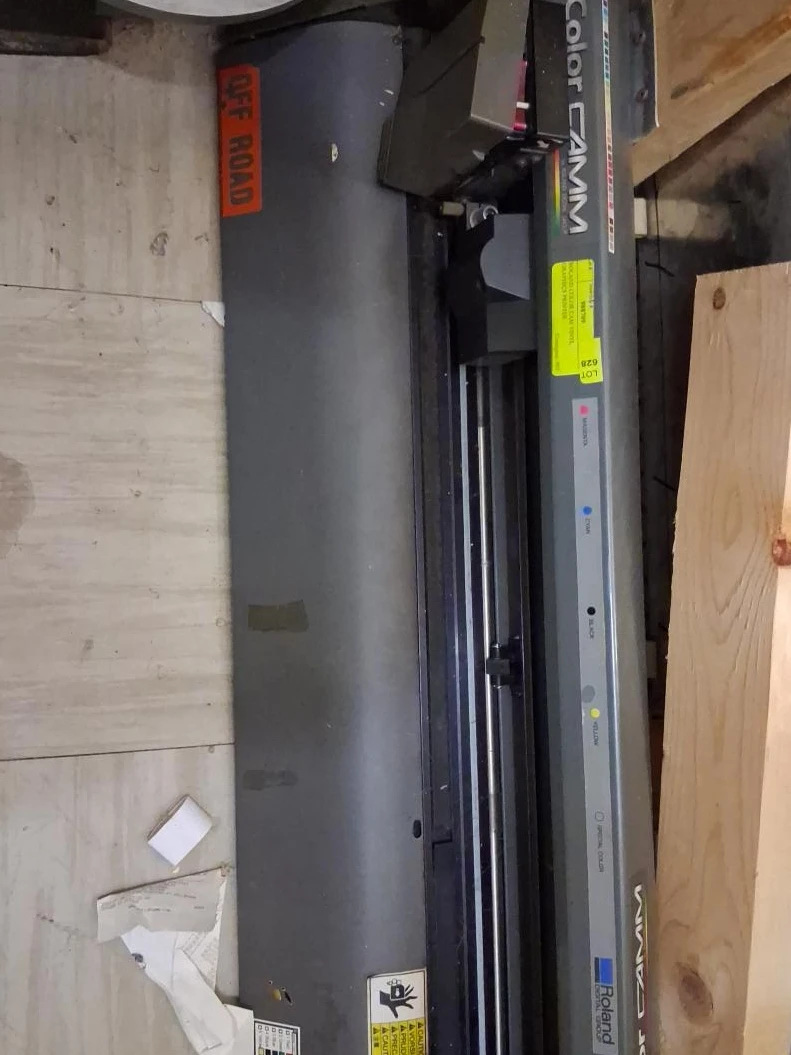 Roland CAMM-1 Vinyl Cutter