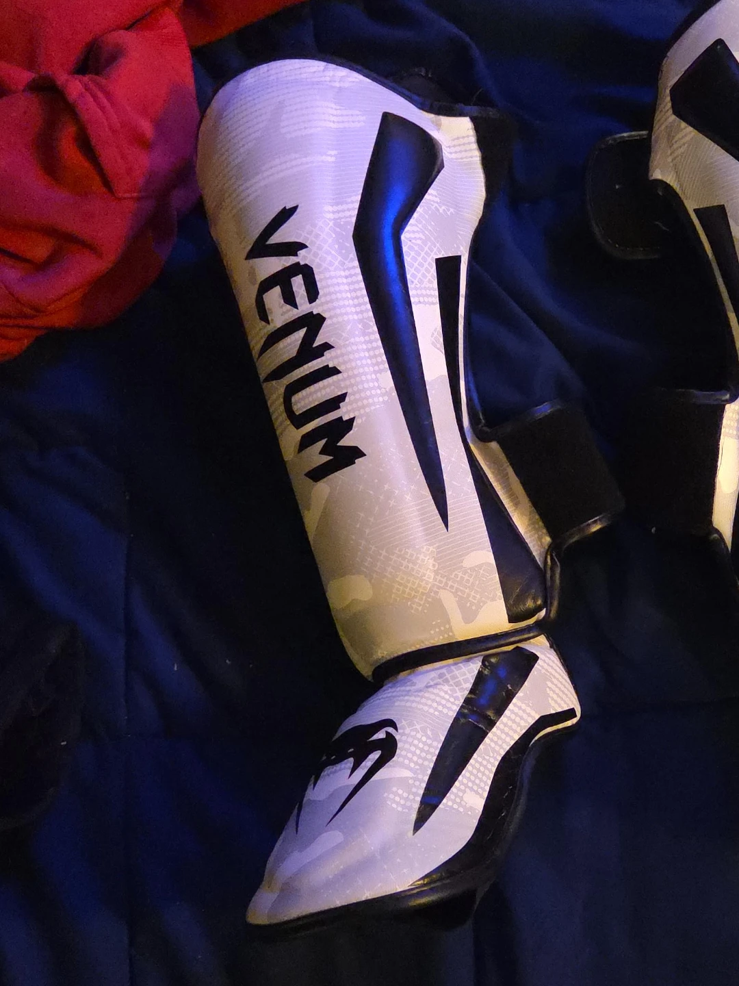Venum Shin Guards & Foot Protectors - Size L