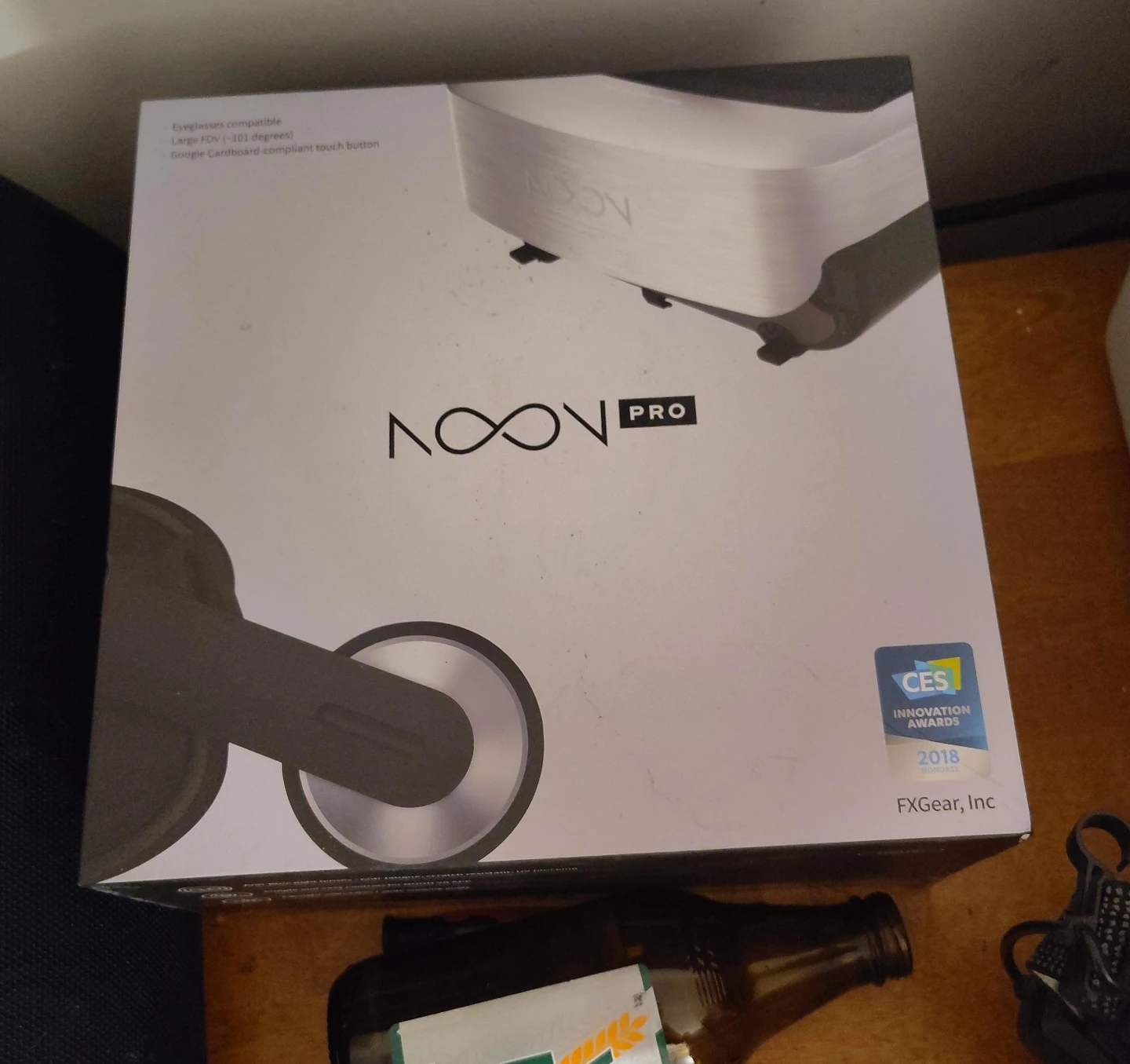 NOON PRO VR Headset - Eyeglasses Compatible