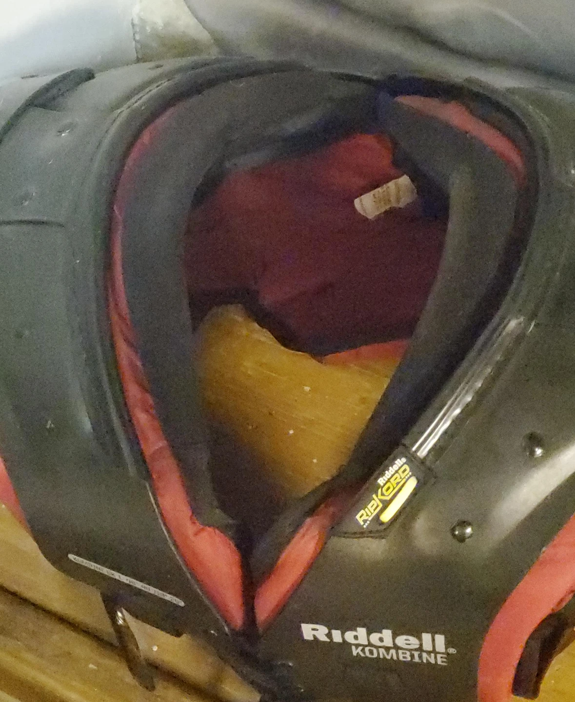 Riddell Kombine Football Shoulder Pads
