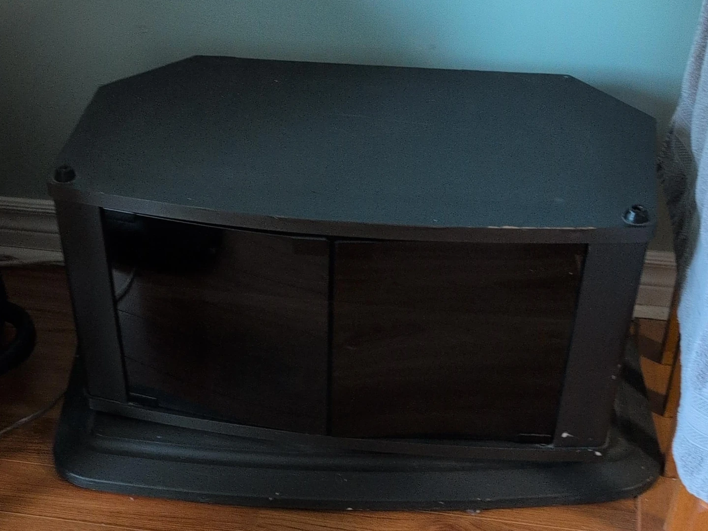Black Corner TV Stand