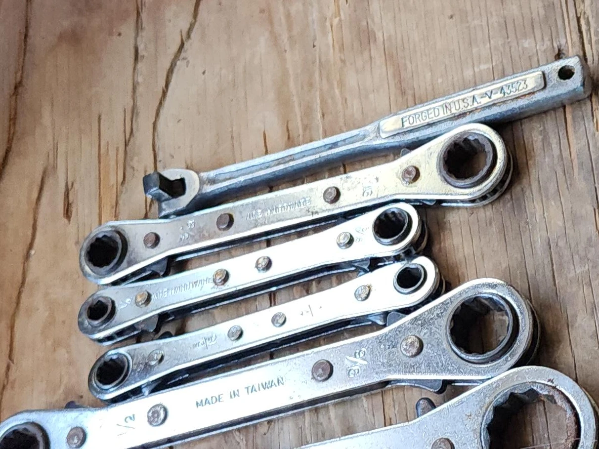 Set of 5 Ratchet Wrenches