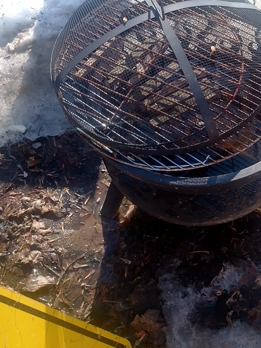 Round Metal Fire Pit