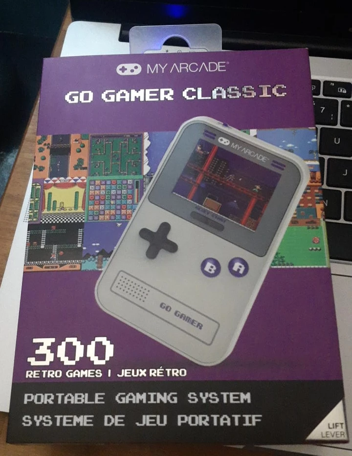 MY ARCADE GO GAMER CLASSIC 300 Retro Portable Gaming System