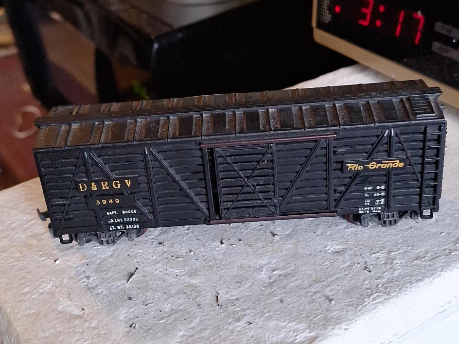 D&RGV 3949 Rio Grande Model Train Car