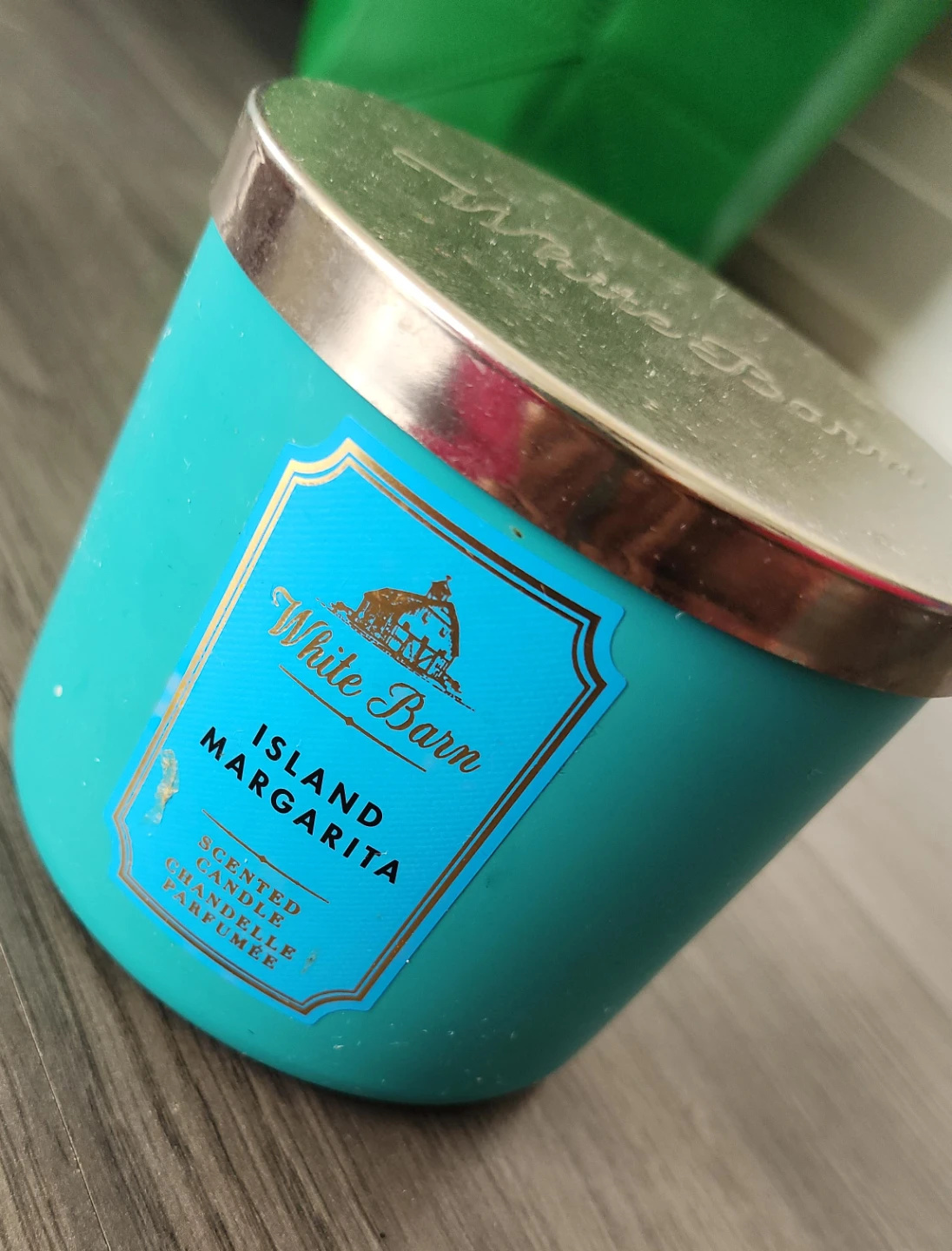 White Barn Island Margarita Scented Candle