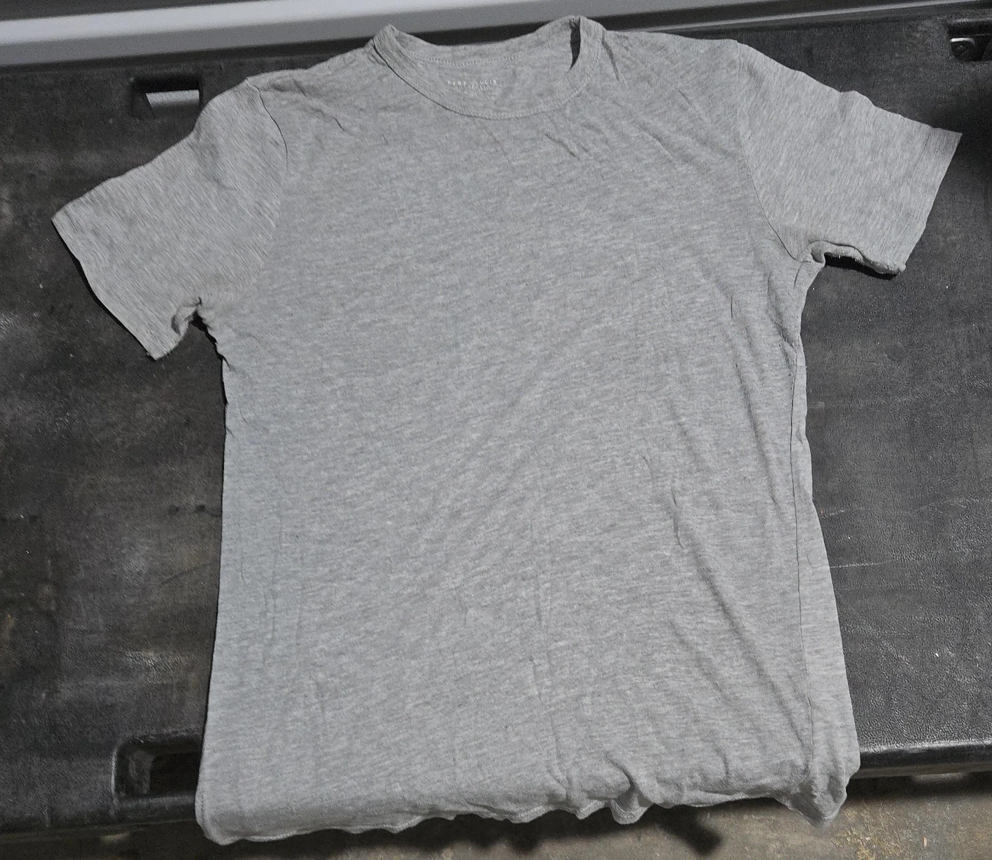 Perry Ellis Portfolio T-Shirt - Gray - Size S