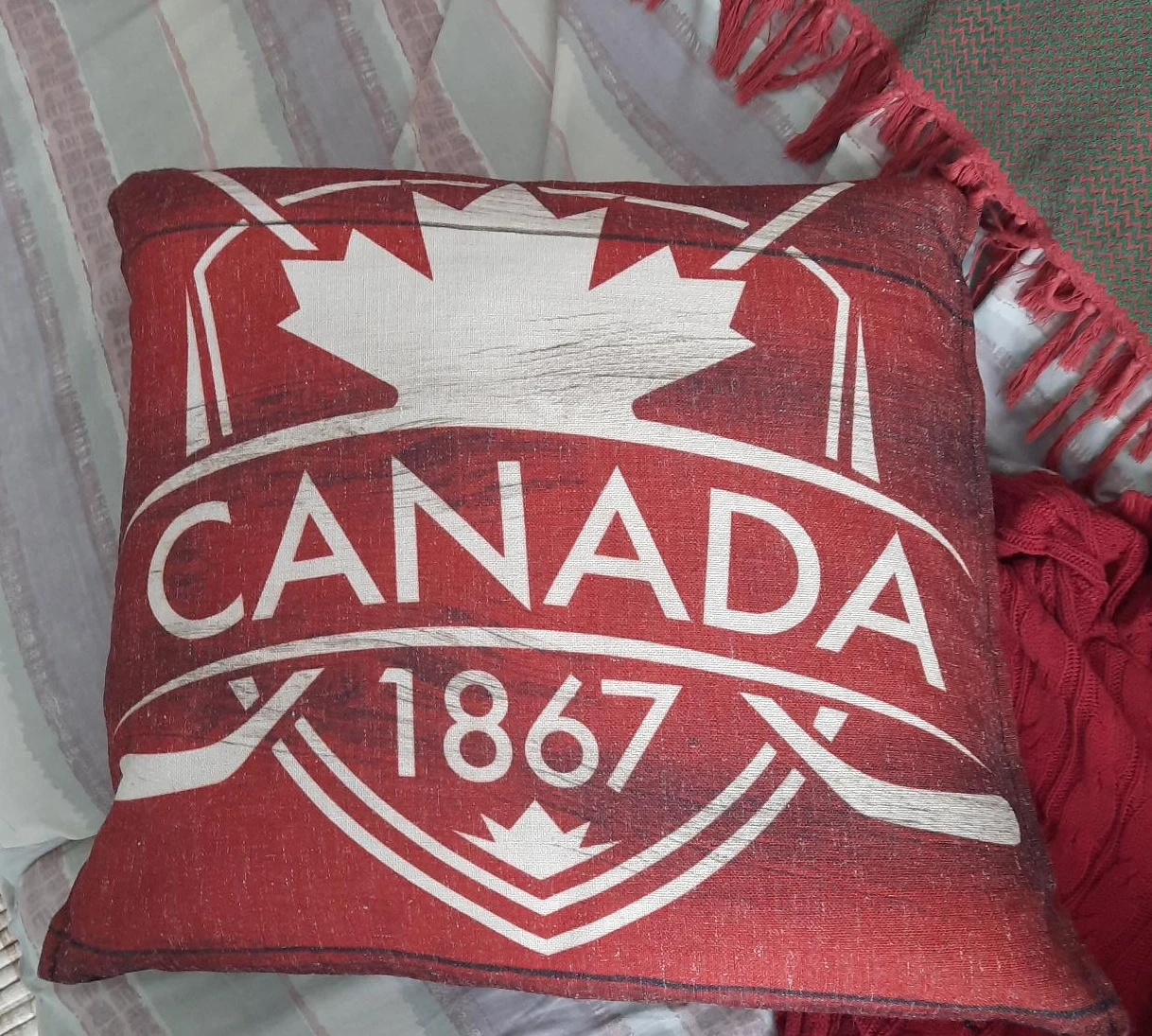 Canada 1867 Maple Leaf Decorative Throw Pillow