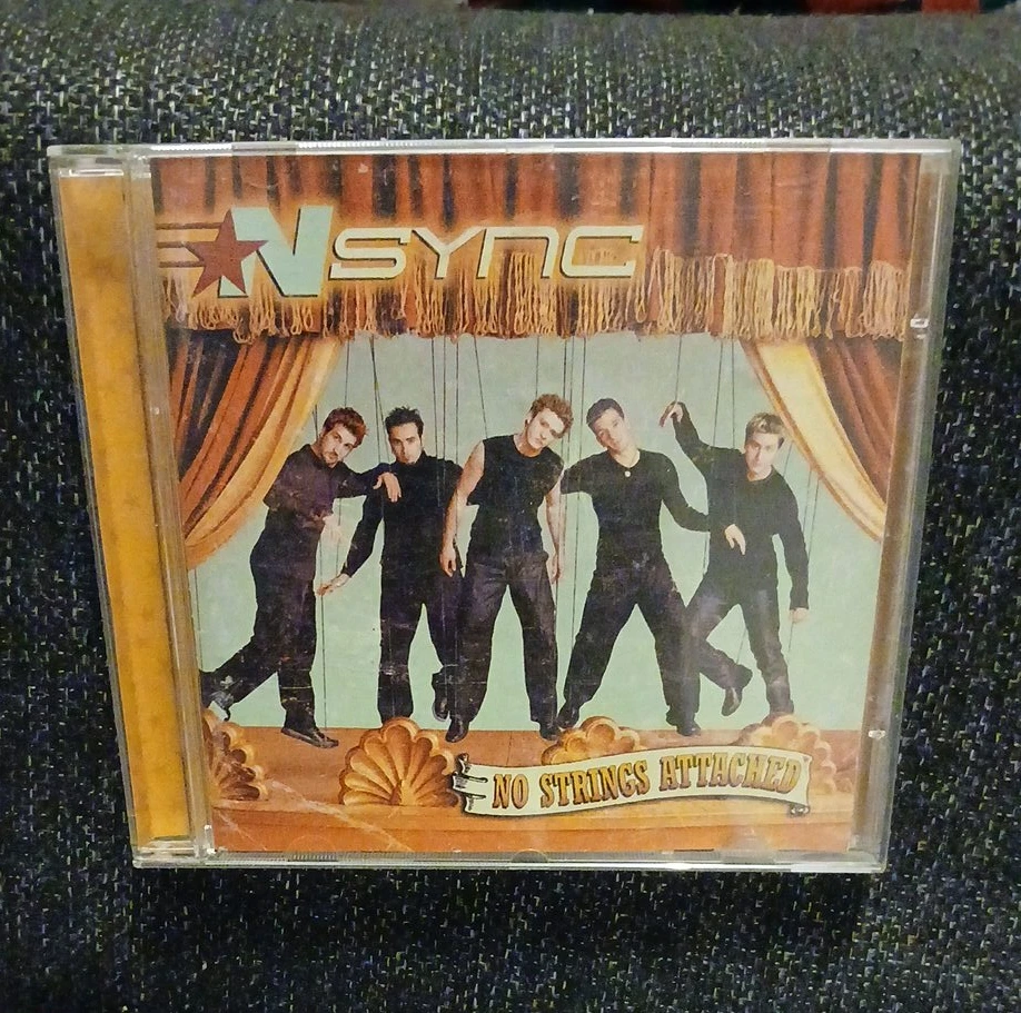 NSYNC No Strings Attached CD