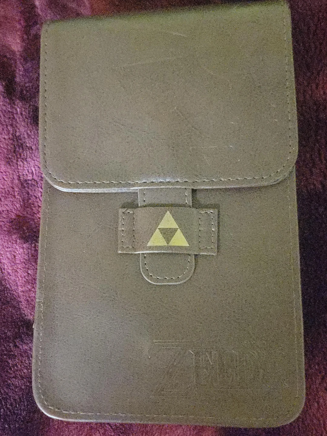 Legend of Zelda Triforce Case