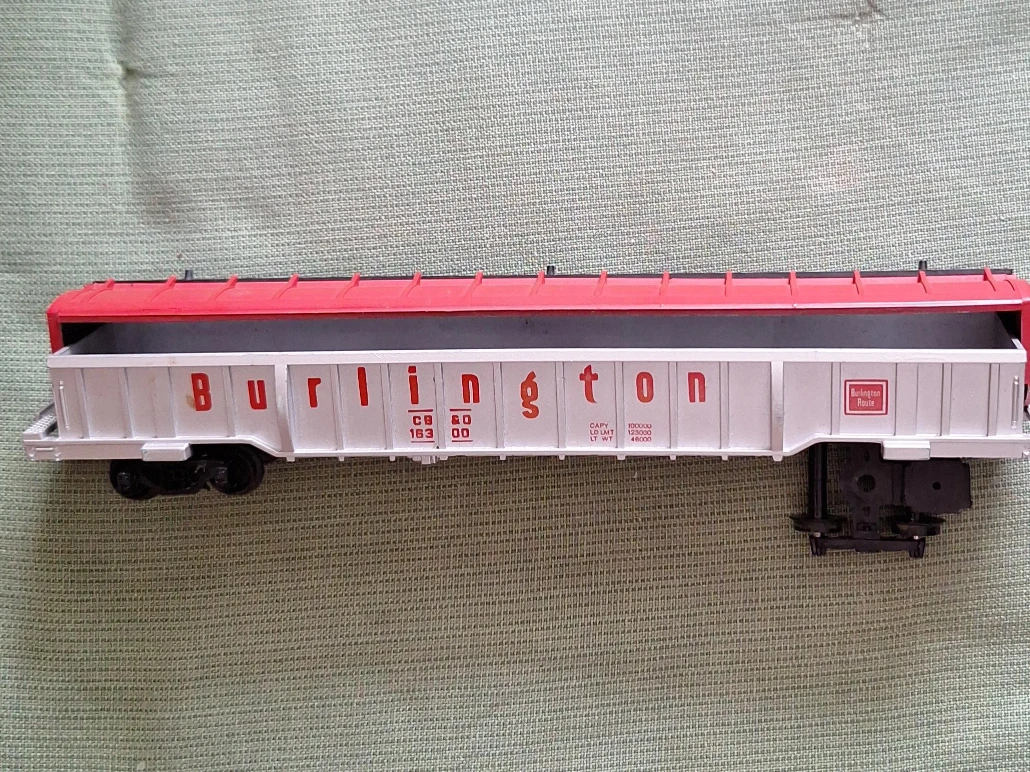 Burlington Route Caboose Model Train Car
