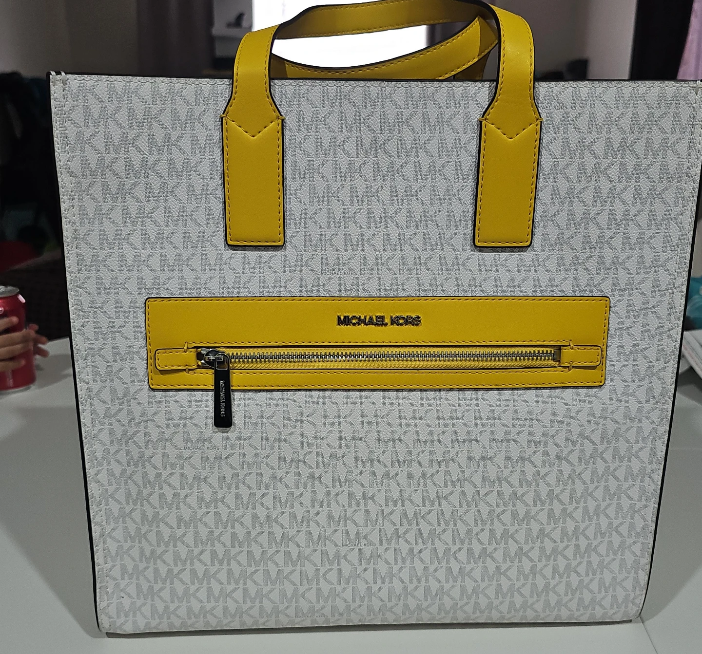 Michael Kors Kenly LG NS Tote Bag - White/Yellow