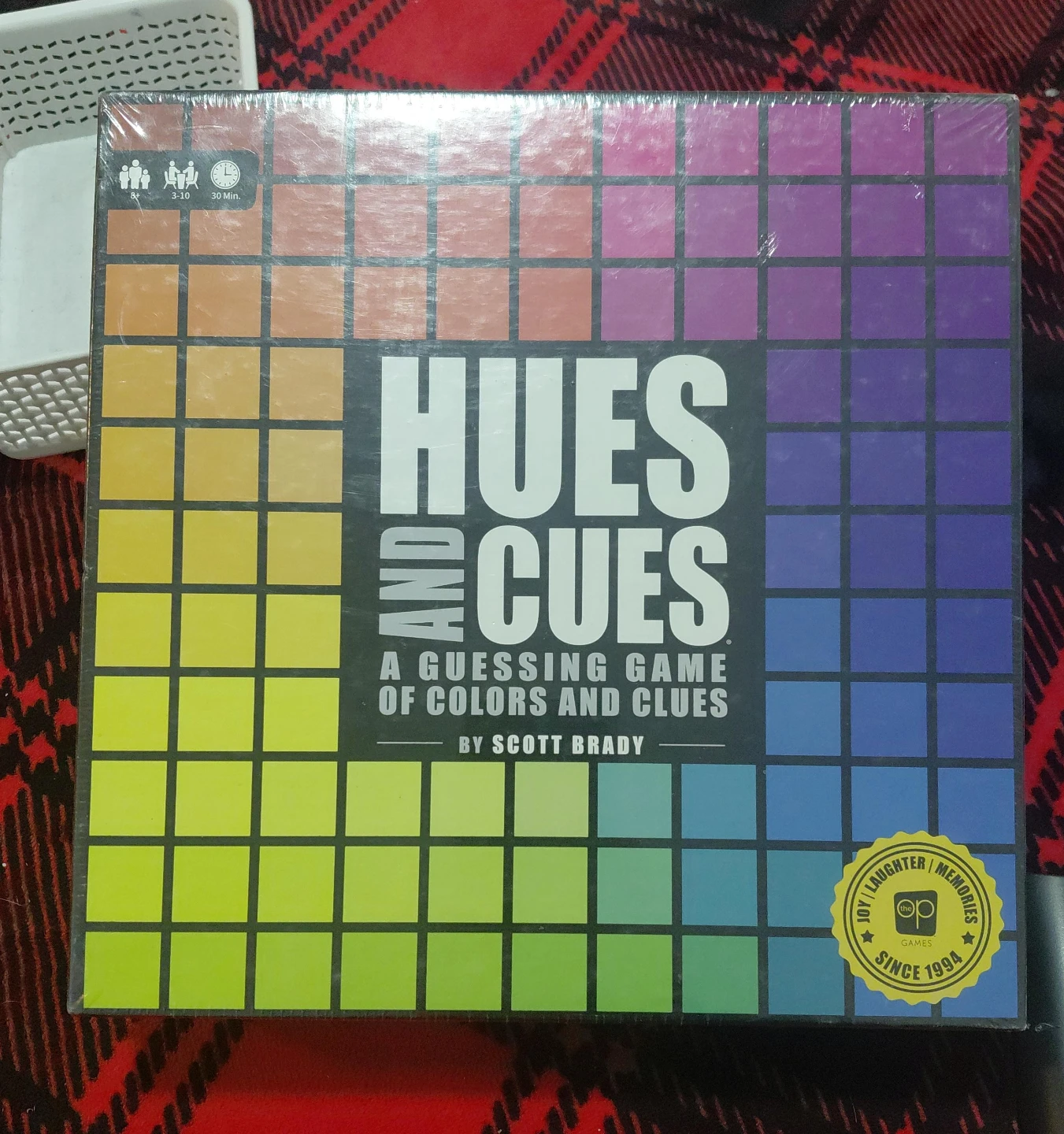 Hues and Cues Board Game