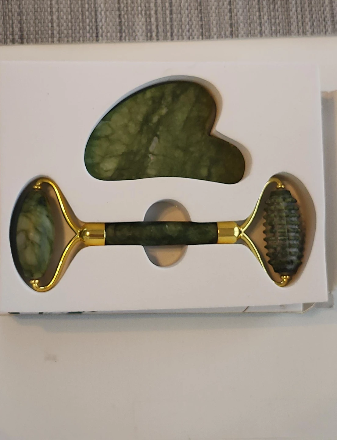 Jade Facial Roller & Gua Sha Set
