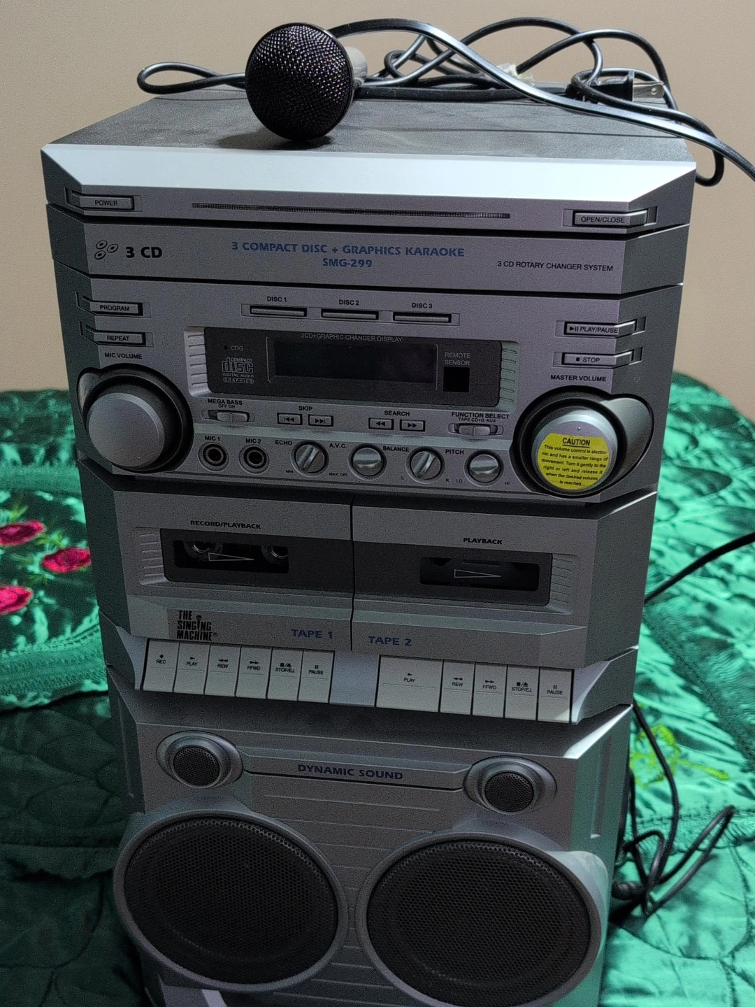 The Singing Machine Karaoke SMG-299 with 3 CD Changer