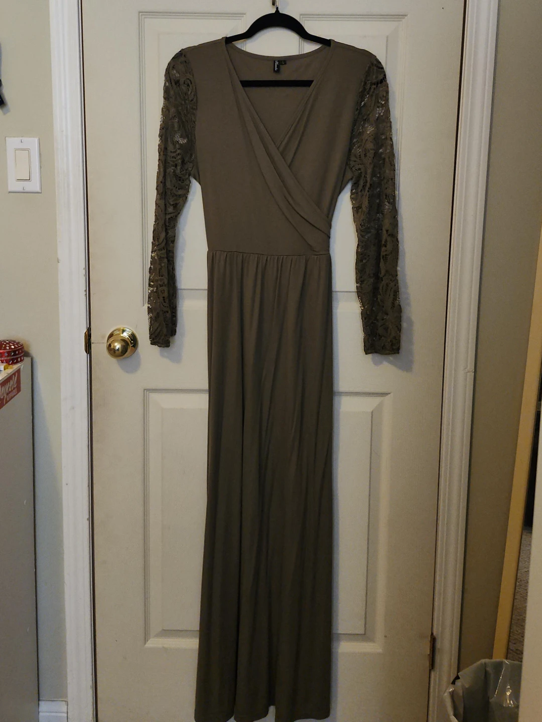 Women's Olive Green Lace Sleeve Maxi Dress