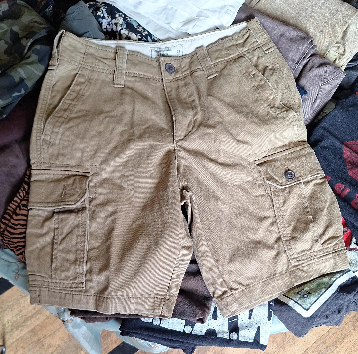 Abercrombie & Fitch Cargo Shorts