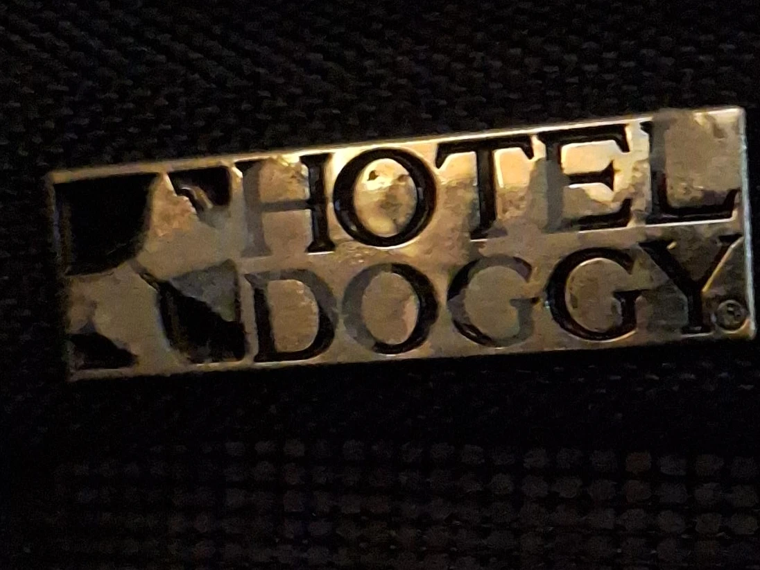 Hotel Doggy Pet Accessory