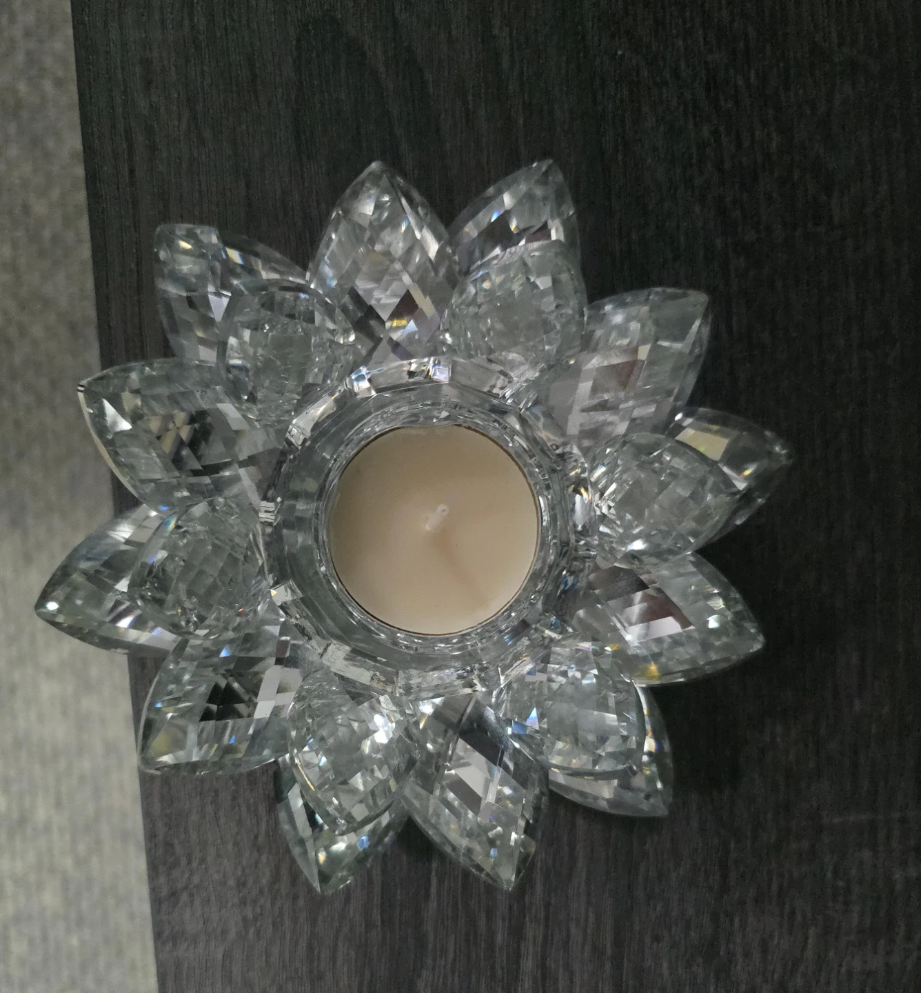 Crystal Lotus Flower Tea Light Holder 🧡