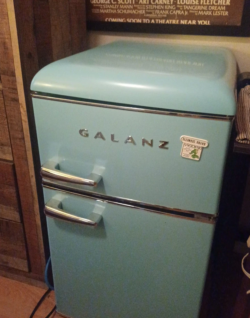Galanz Retro Mini Fridge