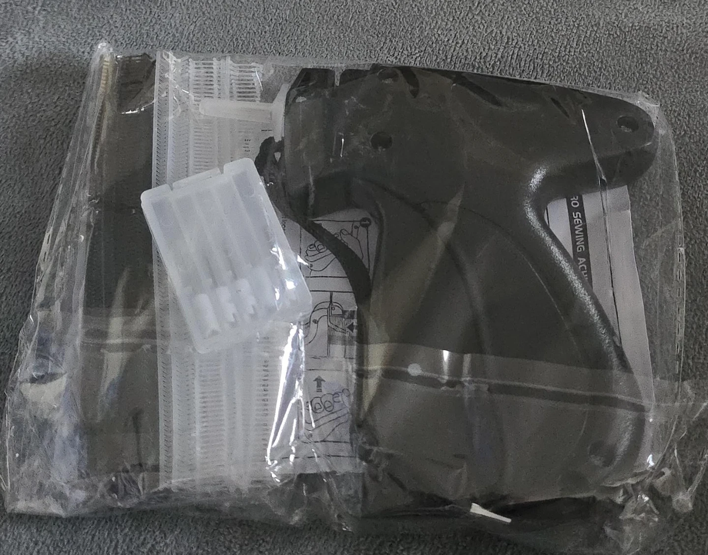 Tagging Gun Kit with Extra Needles
