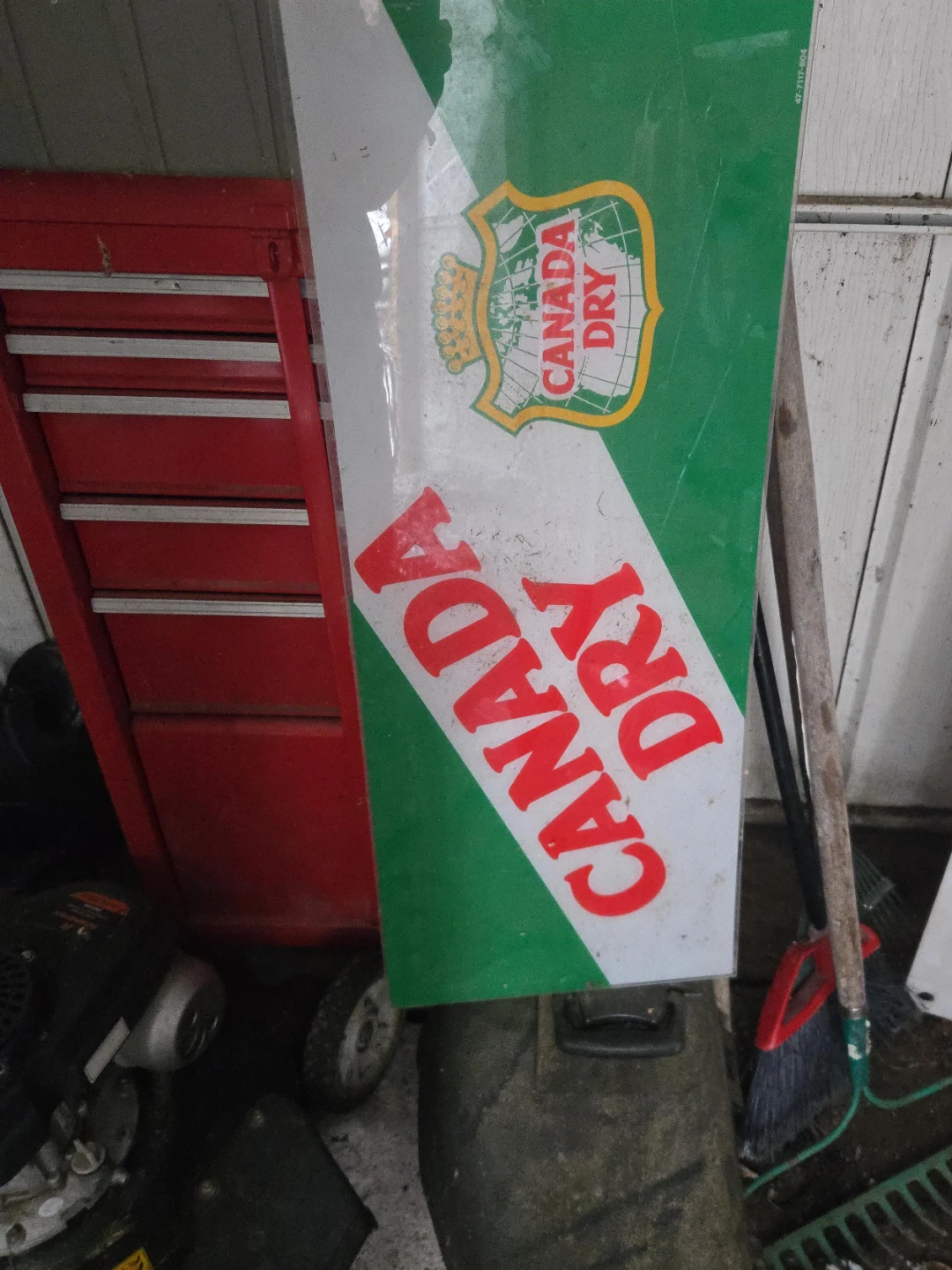 Canada Dry Sign