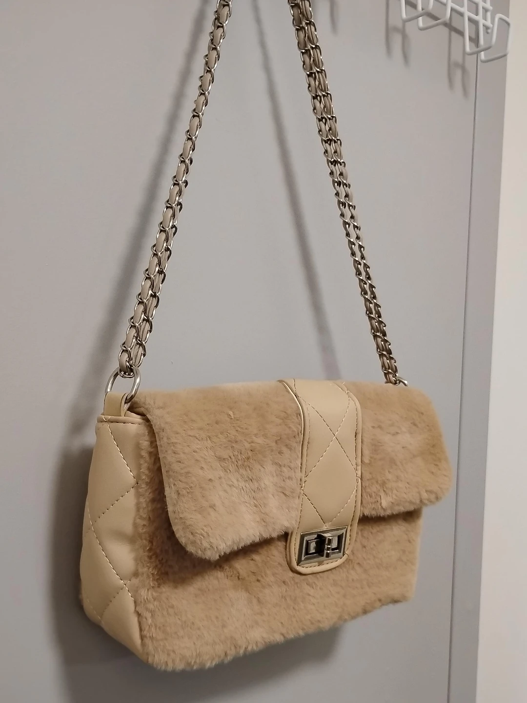 Faux Fur Shoulder Bag with Chain Strap