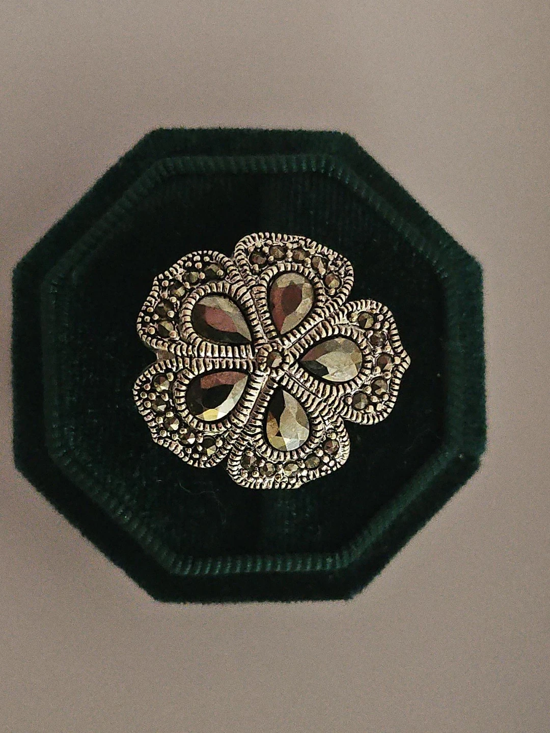 Vintage Marcasite Clover Ring