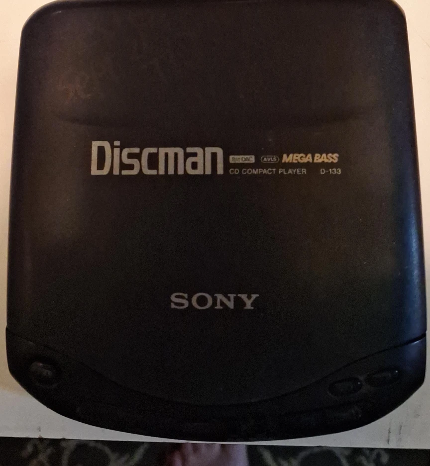 Sony Discman D-133 Mega Bass CD Player
