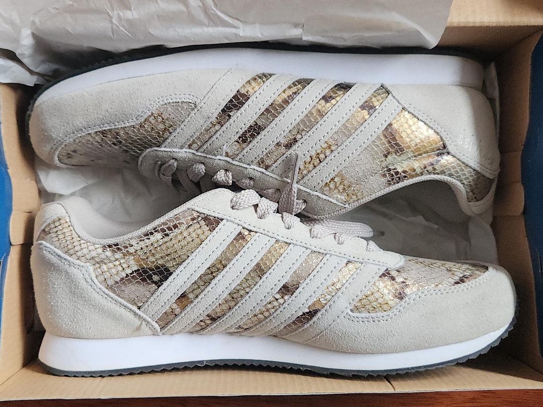 K-Swiss Women's Classic Sneakers Beige Snake Print Size 10