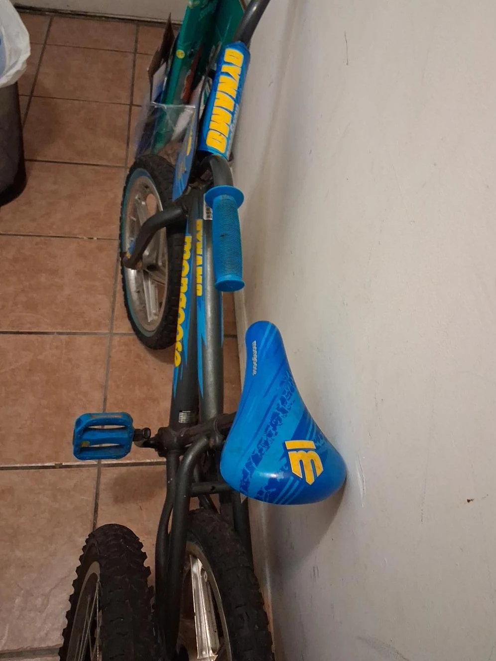 Mongoose Dynamo BMX Bike