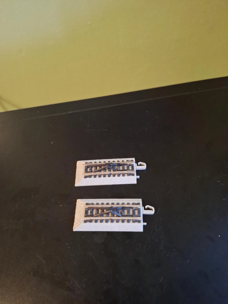 Bachmann N Scale  depot bumper tracks