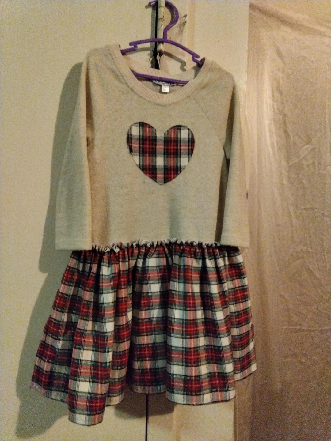 Girls' Long Sleeve Dress with Plaid Heart and Skirt