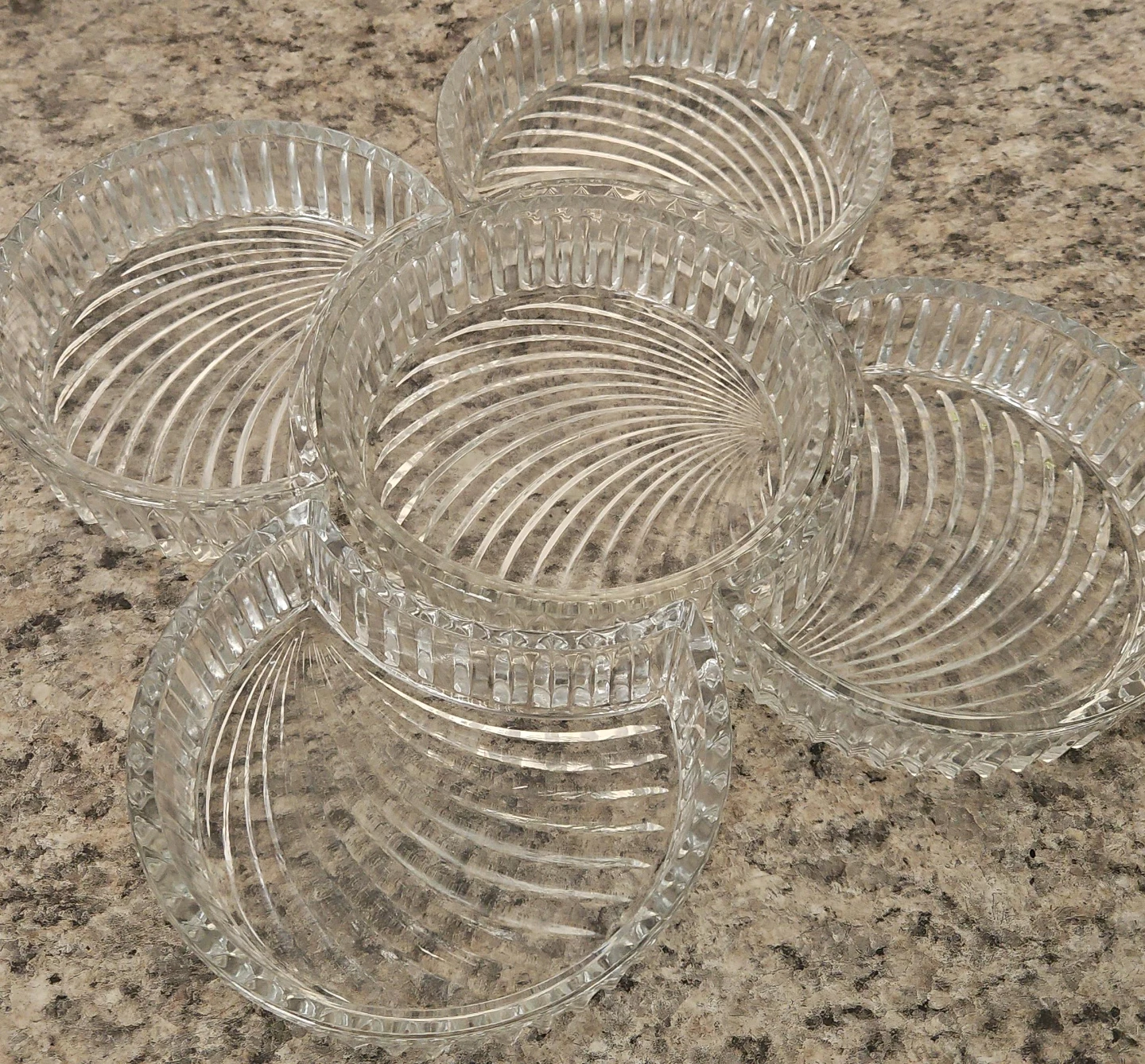 Circleware Trellis 5-Piece Glass Divided Dish Set