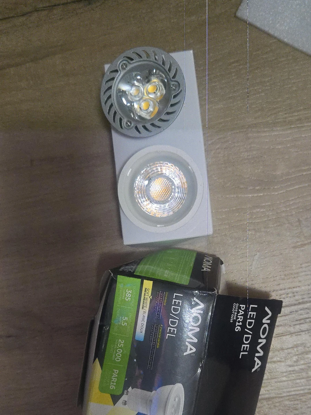NOMA LED/DEL PAR16 GU10 Base Light Bulb