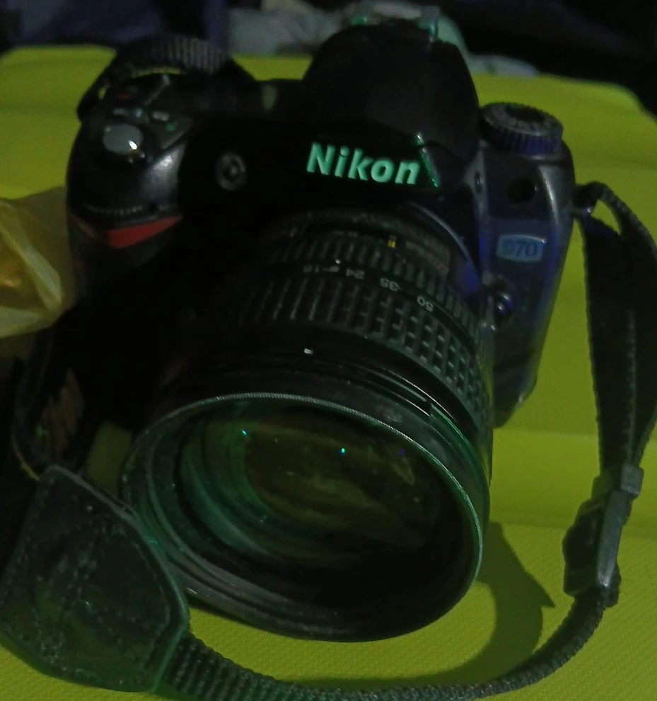 Nikon D70 DSLR Camera