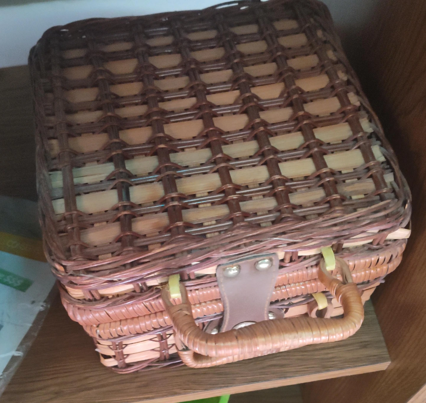 Wicker Picnic Basket with Red Gingham Lining - photo 2