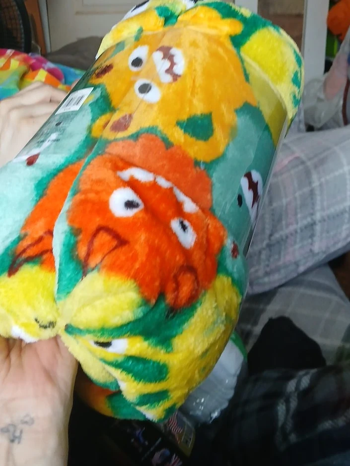 Fuzzy Throw Blanket with Cartoon Characters