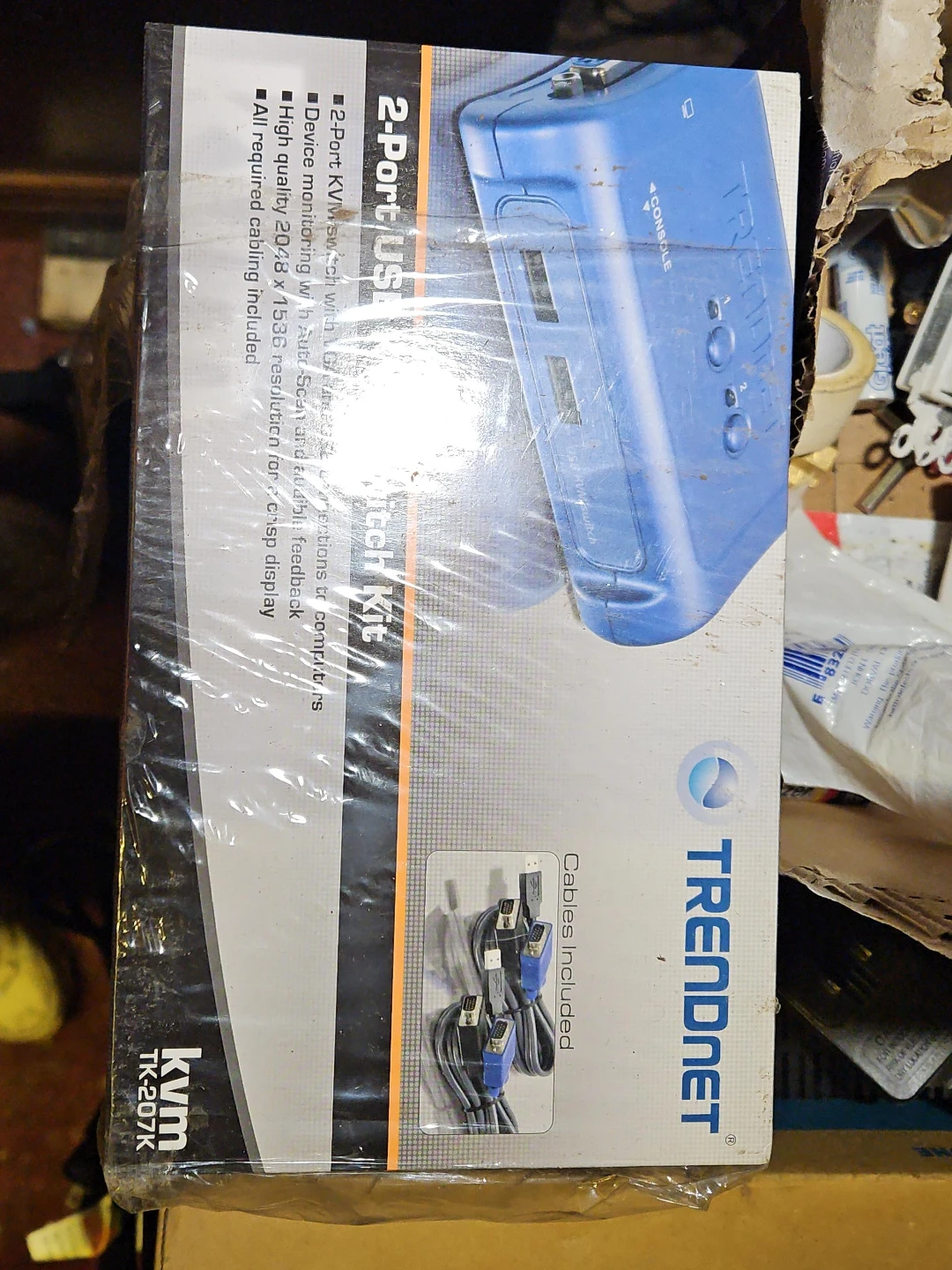 TRENDnet 2-Port USB KVM Switch Kit TK-207K