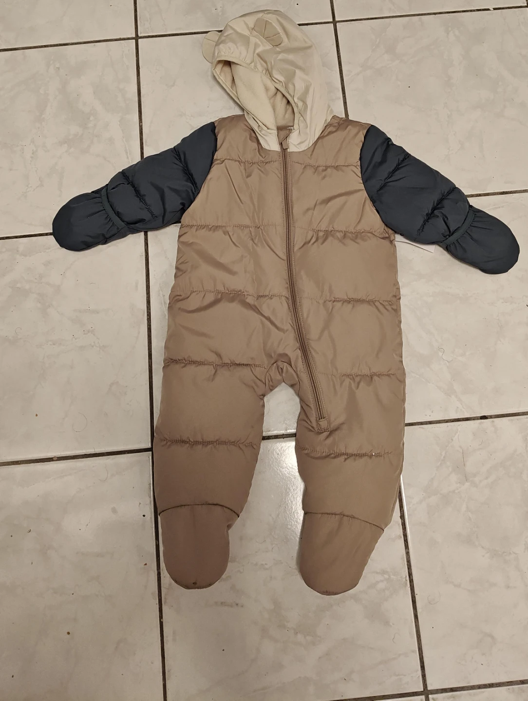 Old Navy Snowsuit Bunting 6-12Months