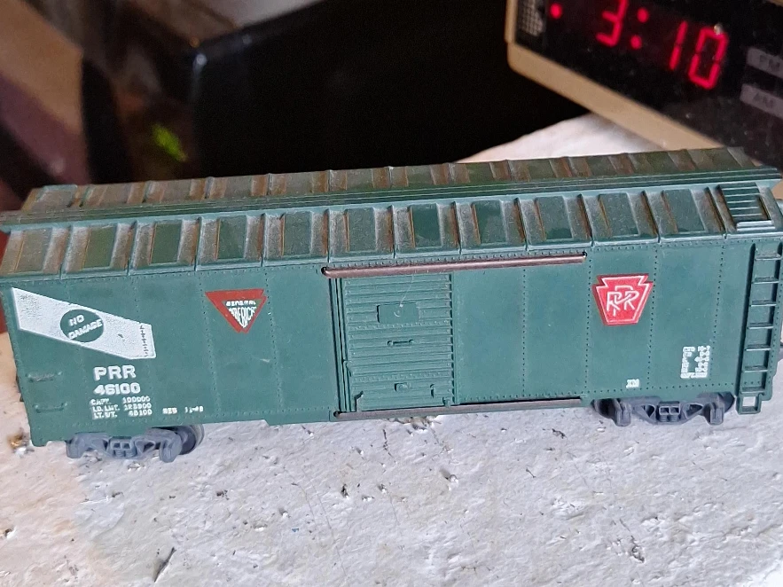 General Freight PRR 46100 Model Train Car