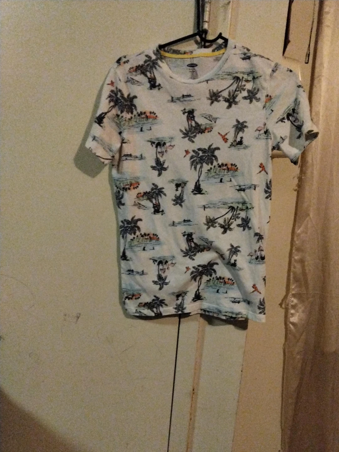 Old Navy Tropical Print T-Shirt