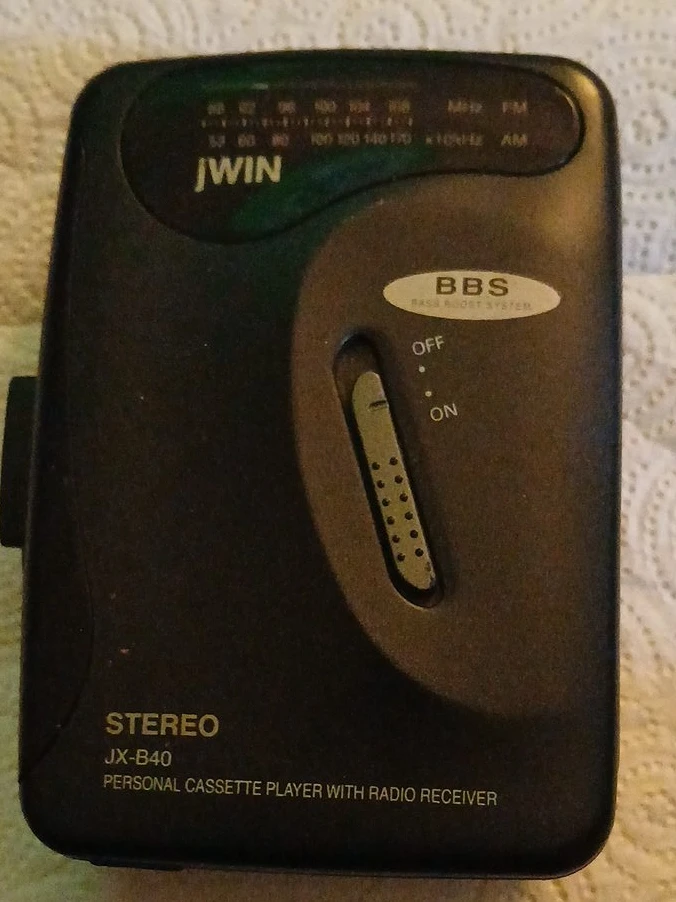 JWIN JX-B40 Personal Cassette Player with Radio Receiver