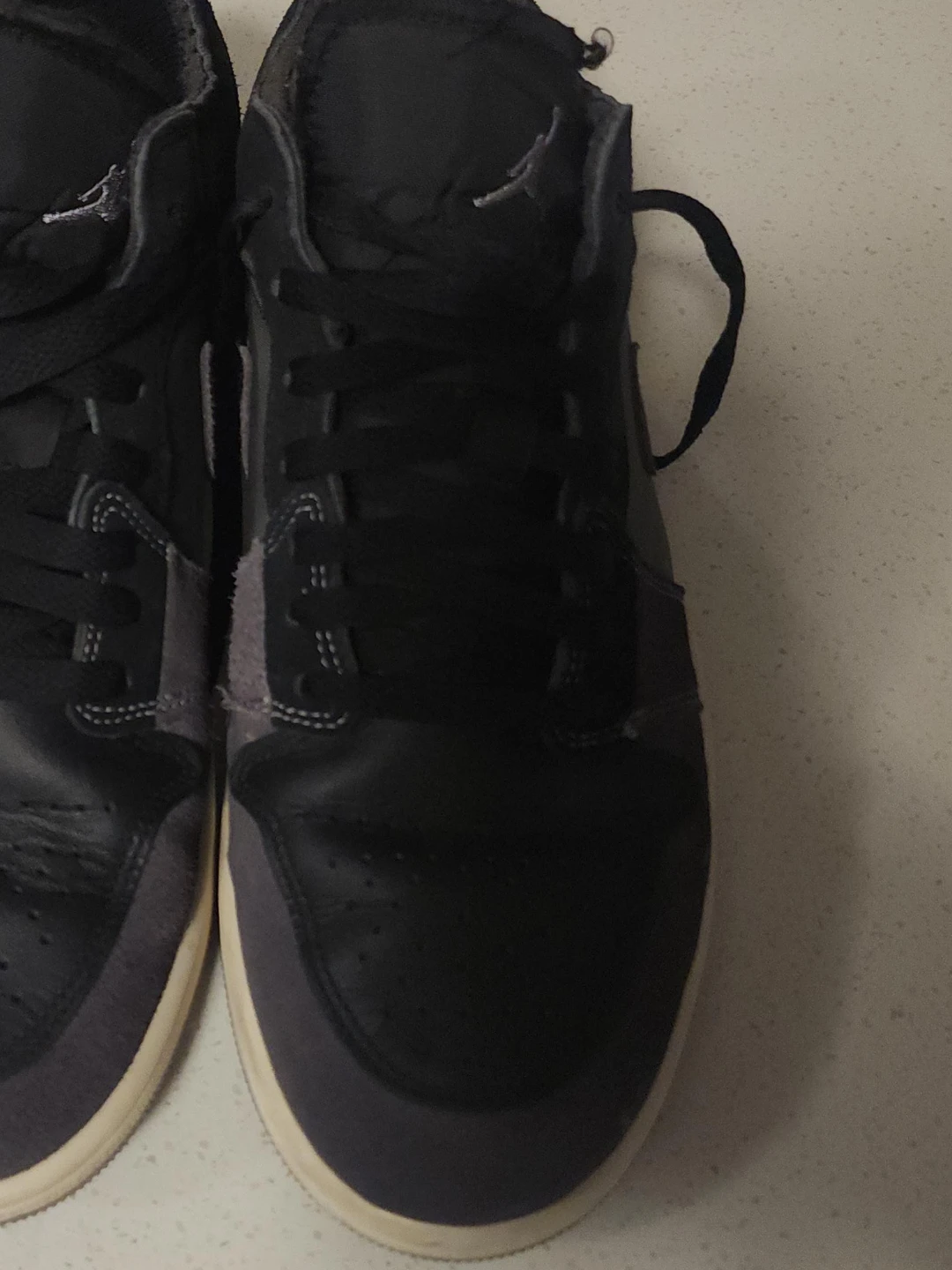 Air Jordan 1 High OG "Black and Grey" Sneakers