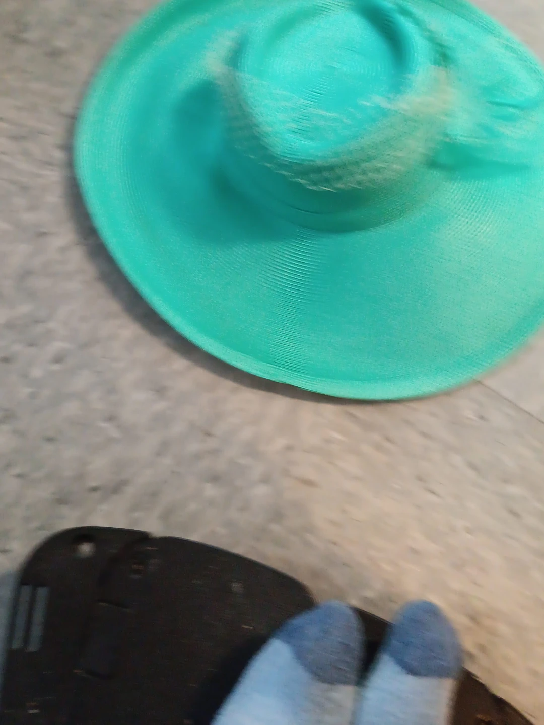 Women's Wide Brim Sun Hat with Veil