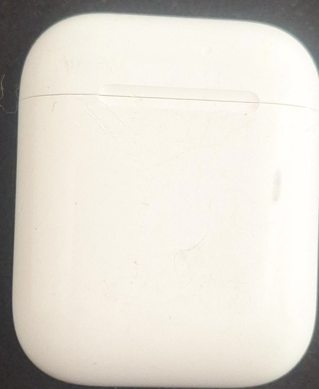 Apple AirPods Gen 1 Charging Case