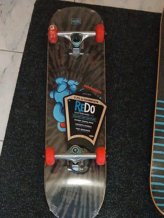 REDO 7.75" Complete Skateboard