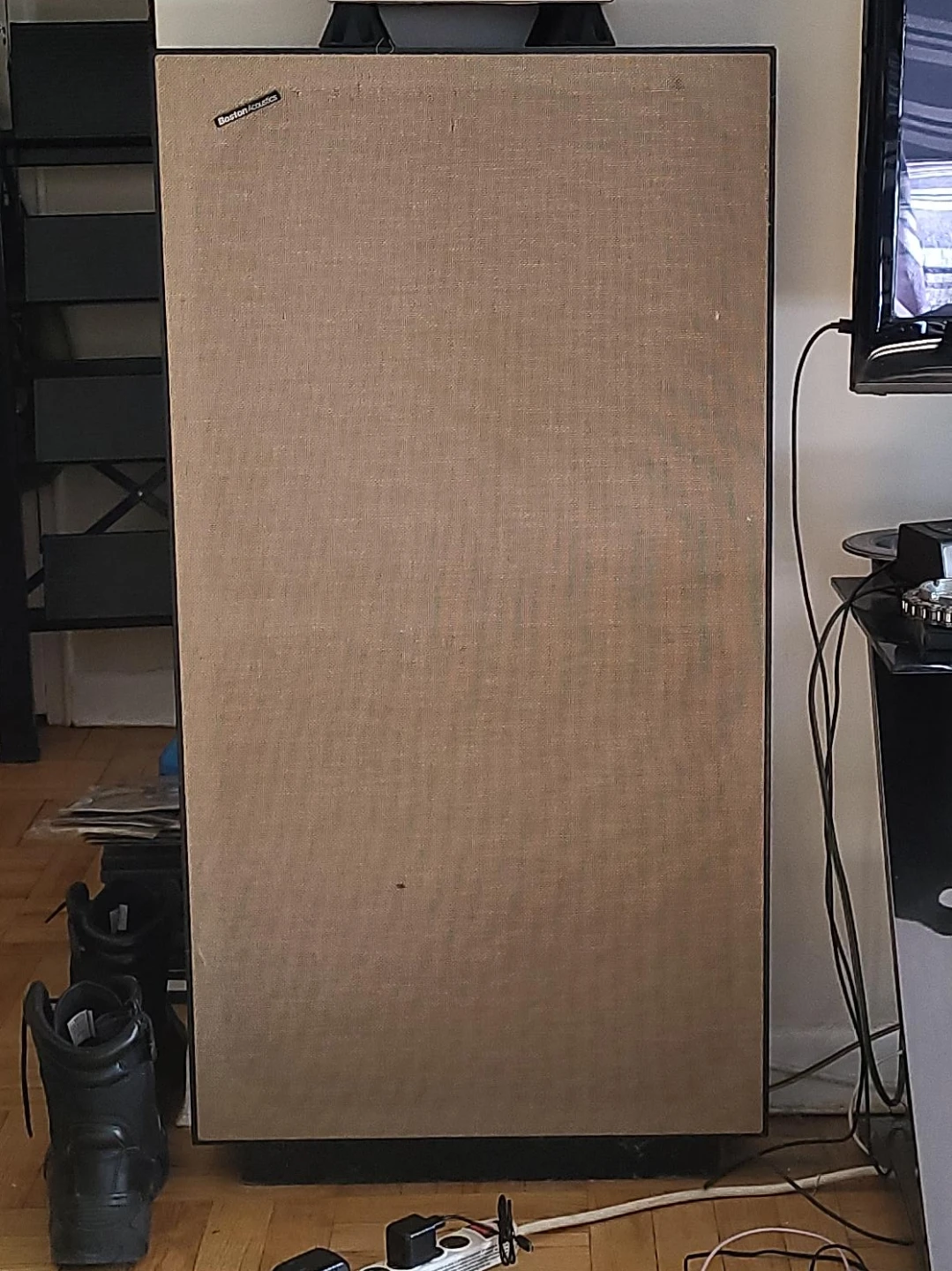 Boston Acoustics Speaker