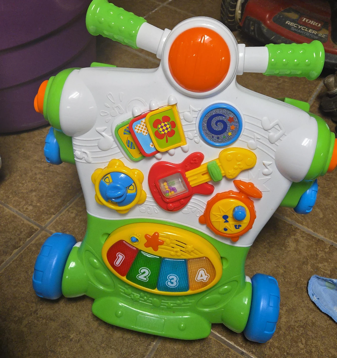 Fisher-Price Laugh & Learn Smart Stages Walker